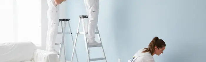 Chicago, IL painting contractors for interior and exterior home painting services